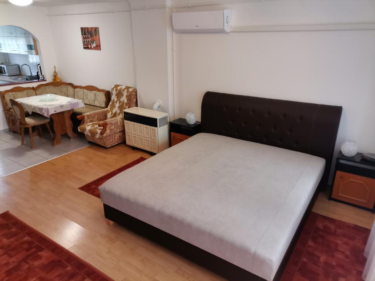 Aida Apartman 하르카니 외부 사진